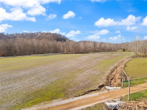 N Lick Skillett Road, Vallonia, IN 47281
