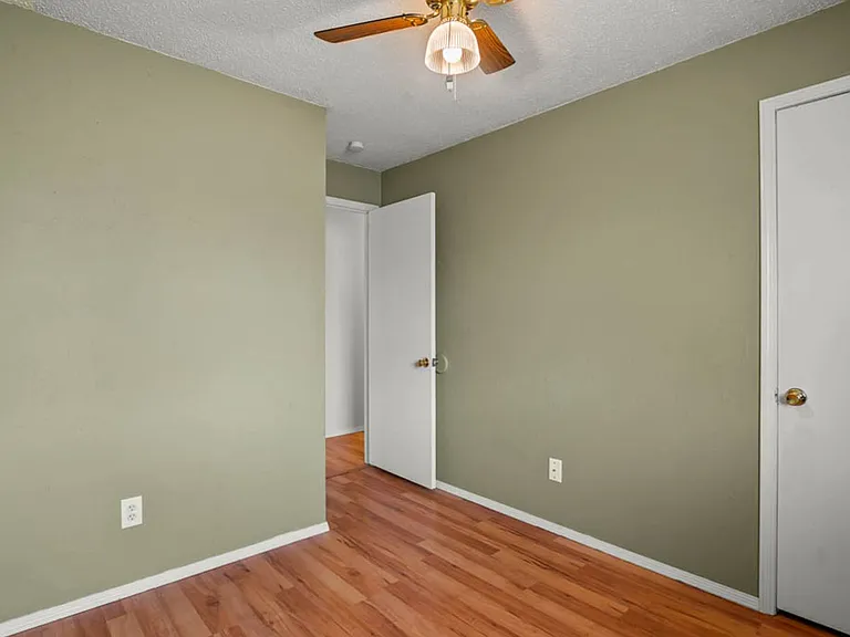 220 E Beech Ave — Photo 13
