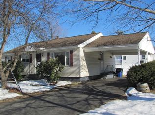 16 Phillips Rd, Leominster, MA 01453