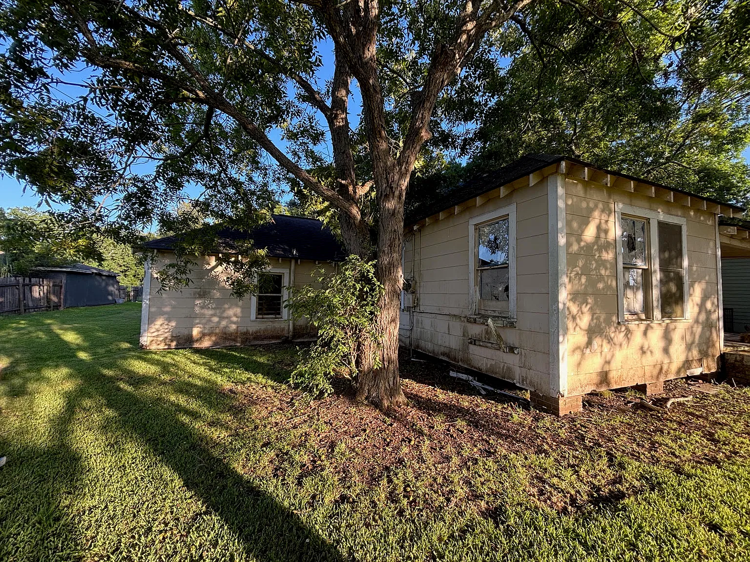 3 bed, 1400 sqft, $650 — Photo 3
