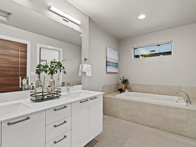 33480 Golden Lakes Ln — Photo 16