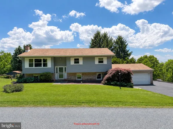 30 Hill Dr, York Haven, PA 17370