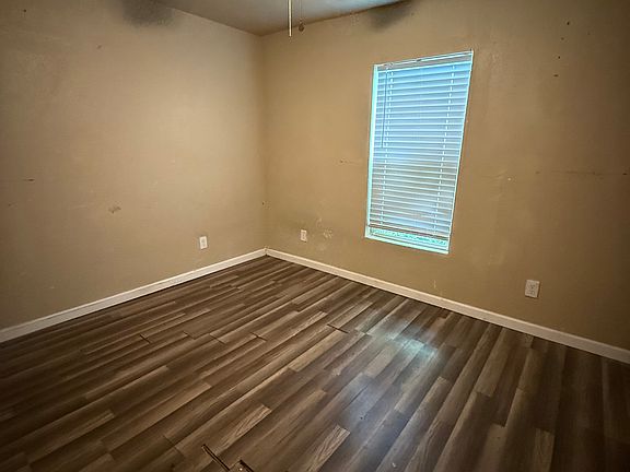 4th image of 1120 Rich Ave Unit A