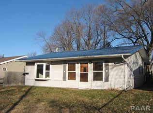 1613 Saratoga St, Pekin, IL