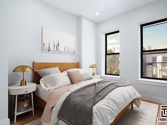 4th image of 1860 Putnam Ave #2B