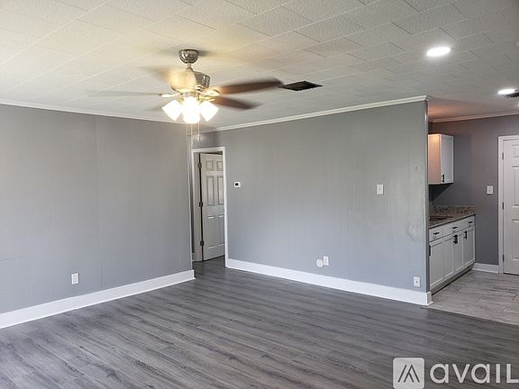 4th image of 510 Bayard St