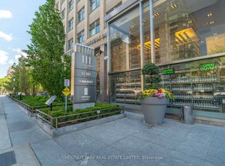 111 Saint Clair Ave W #320, Toronto, ON M4V 1N5