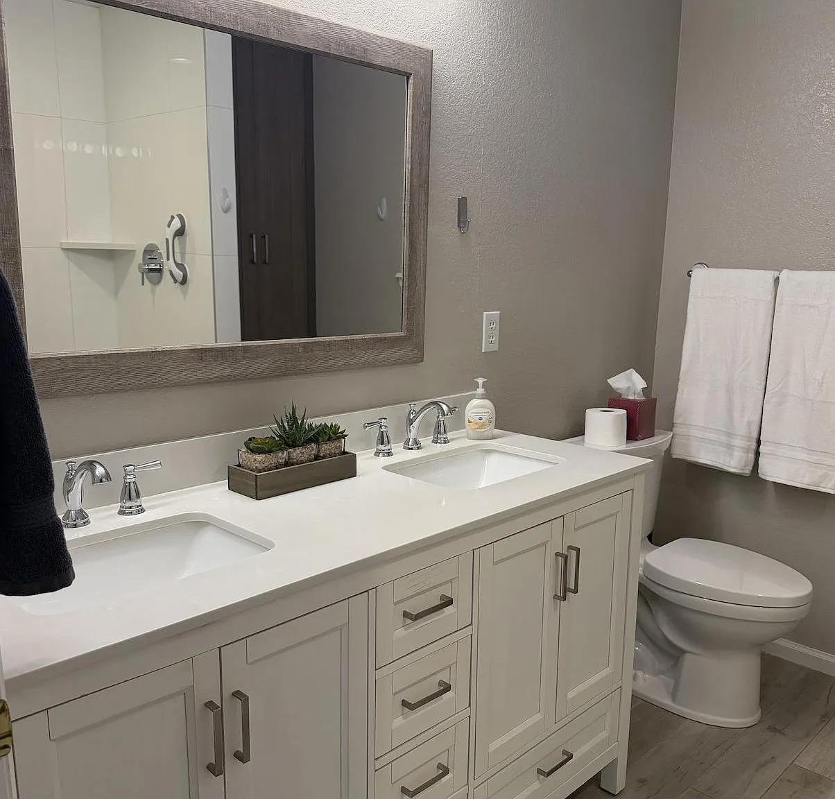 3 bed, 2.5 bath, 2159 sqft, $2,023 — Photo 3
