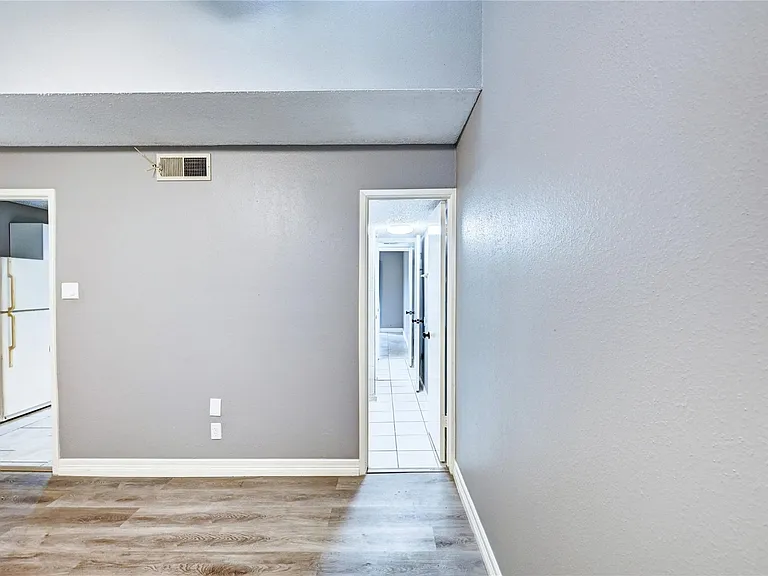 12900 Walden Rd #6 — Photo 13