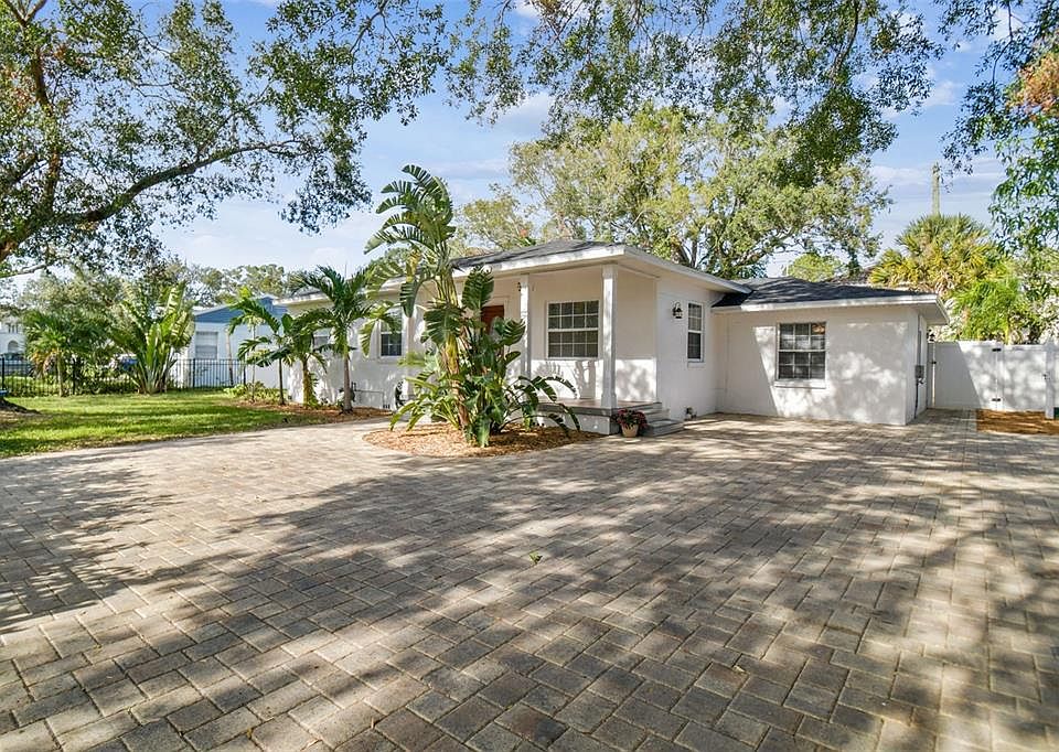 1st image of 3620 W TAMPA CIRCLE