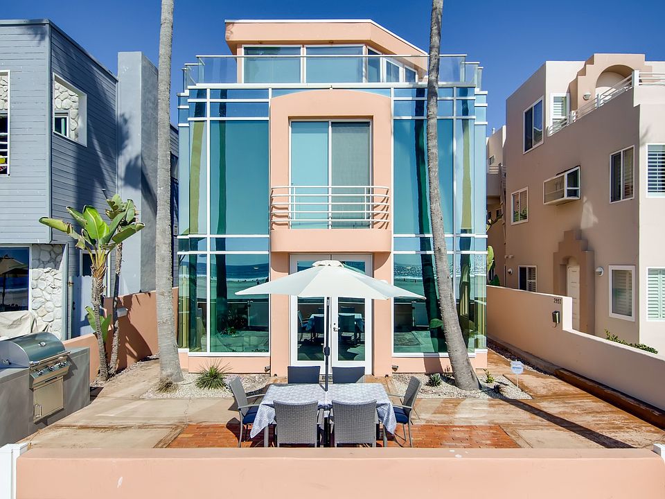 1st image of 2959 Ocean Front Walk