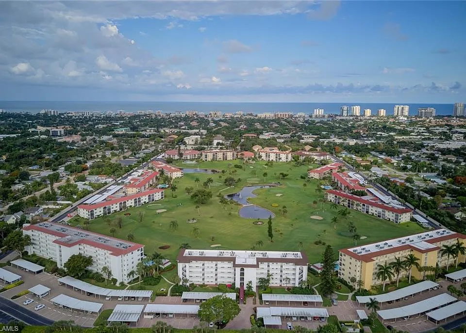 29 High Point Cir E #503