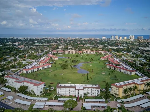 29 High Point Cir E, Naples, FL