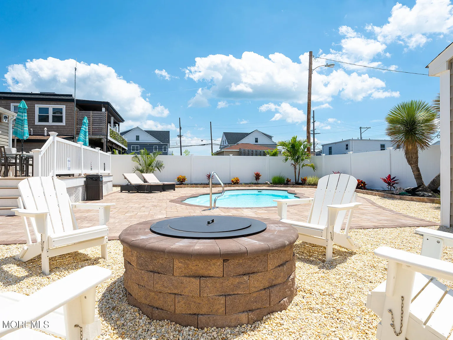 4 bed, $7,800 — Photo 4
