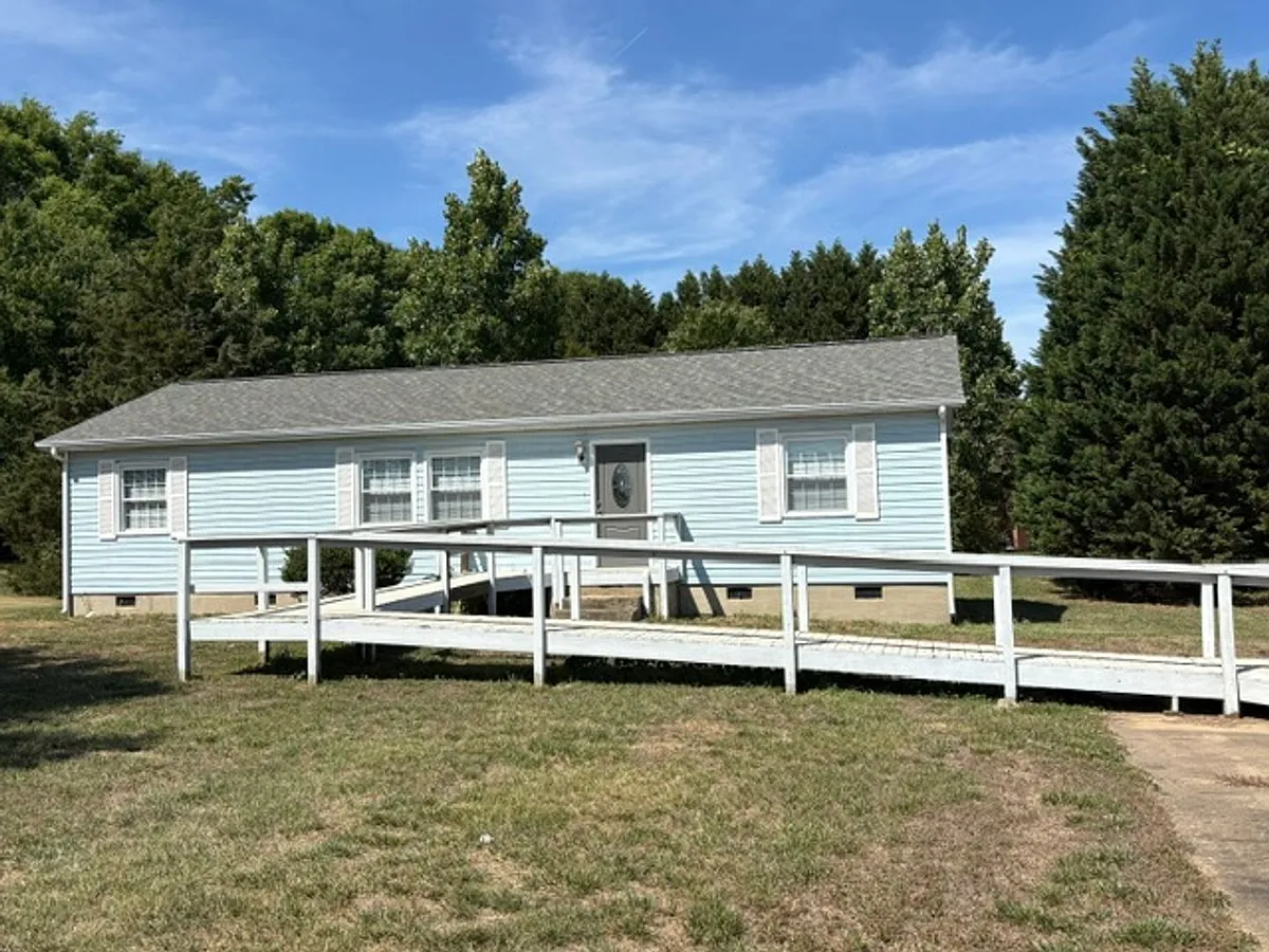 Building Photo - 253 Overcash Rd