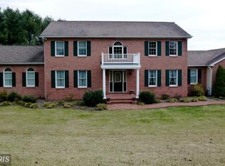 2463 Fairway Oaks Ct, Hampstead, MD 21074