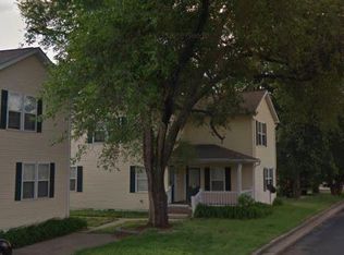 112 W Penning Ave, Wood River, IL 62095