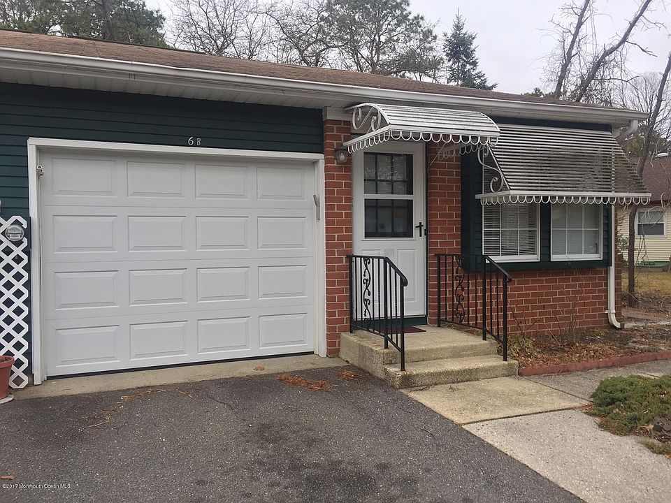 1st image of 6 Bayberry Ln #B