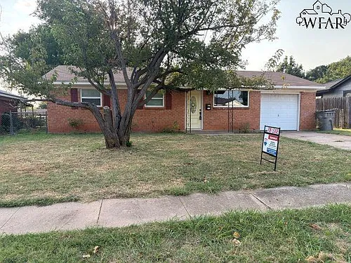 2720 Byrne Pl Photo 1