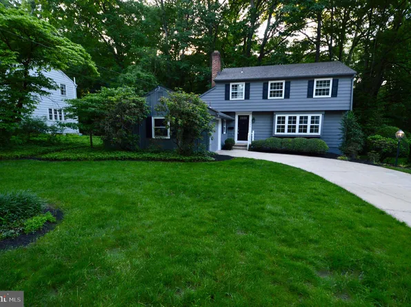 120 Barcroft Dr, Cherry Hill, NJ 08034