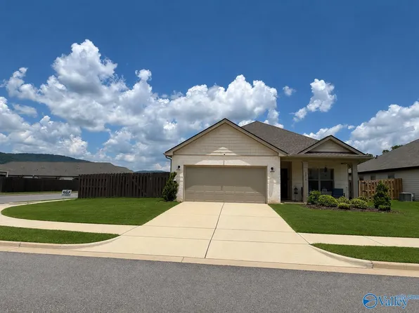 6018 Margie Collins Dr, Owens X Rds, AL 35763