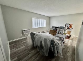 835 River St #11, Hyde Park, MA 02136