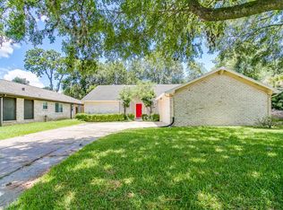 1322 Pinecroft Dr, Sugar Land, TX 77498
