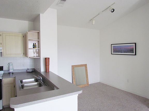 4th image of 8826 Dunes Ct APT 305