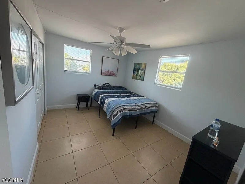 2 bed, 2.0 bath, 3392 sqft, $1,500 — Photo 2