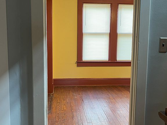Entrance to living room.