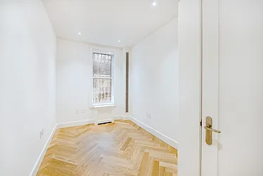 Rented by Akelius Real Estate Management