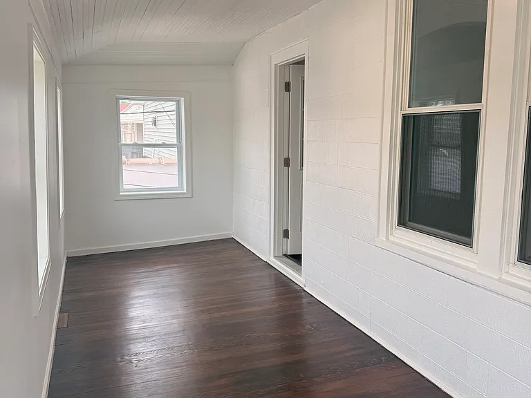 107 Bridgeport Ave #2 — Photo 18