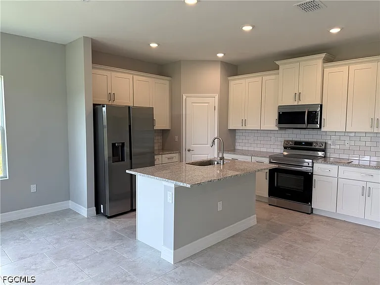 4626 Ida Ave N — Photo 8