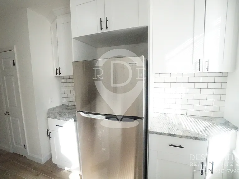 513 26th St #1 — Photo 15