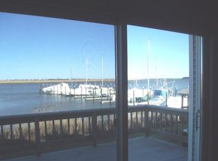 30 Harbour View Pl, Stratford, CT 06615