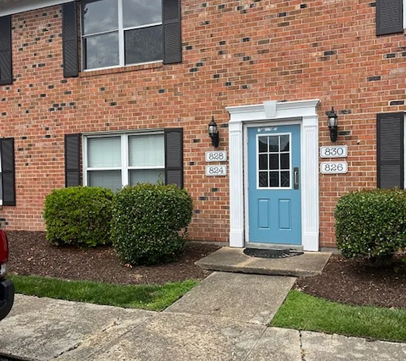 828 Spencer Ct