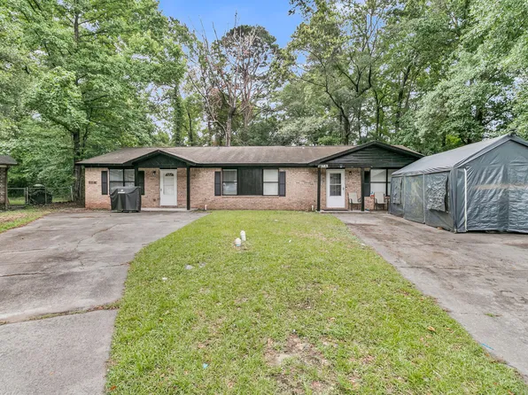 817 Sandpiper Dr, Ladson, SC 29456