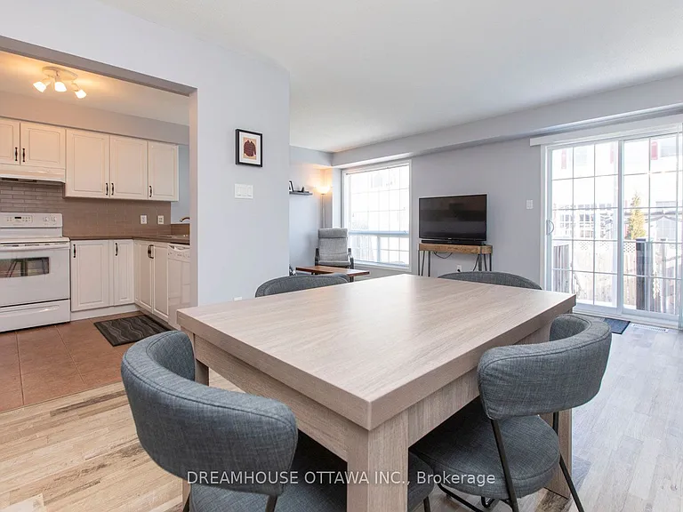 158 Patriot Pl — Photo 10