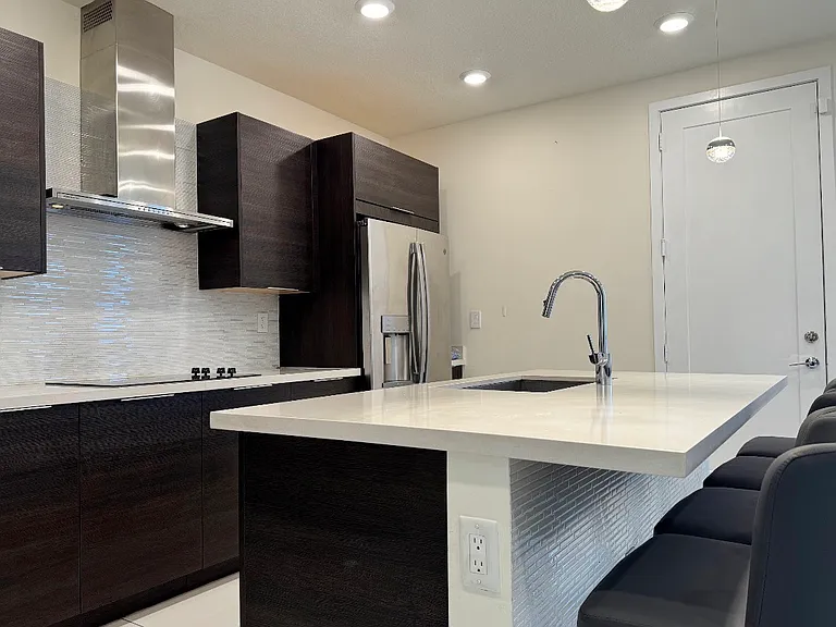 6472 NW 103rd Pl — Photo 30