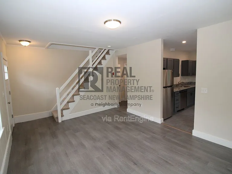 14 Charles St — Photo 8