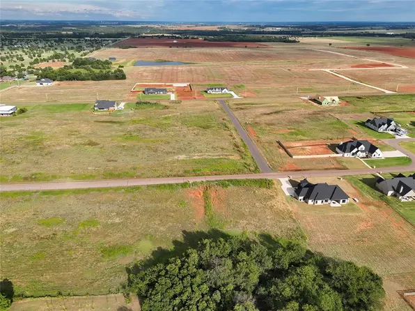 11023 Gentle Rain Trl, Guthrie, OK 73044