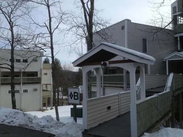 199 Mountainside Drive, Stowe, VT 05672