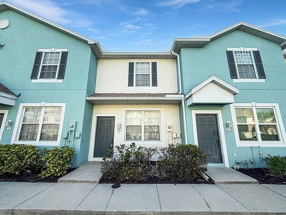 4th image of 3612 Pine Oak Cir #106-1