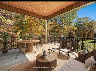 2103 N Box Ave, Fayetteville, AR 72703