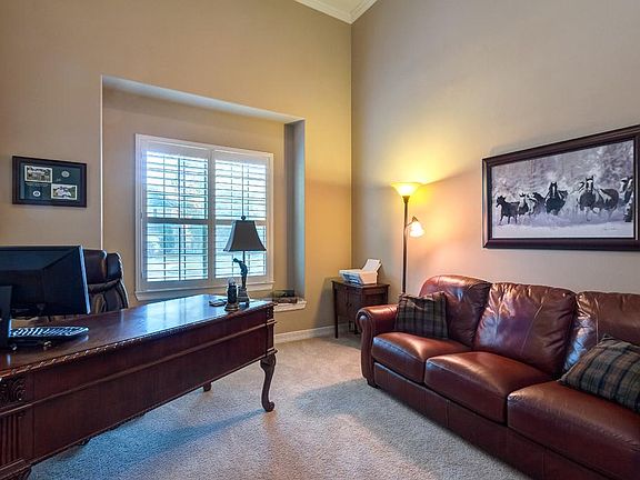 4th image of 12407 Chestnut Hollow Ct