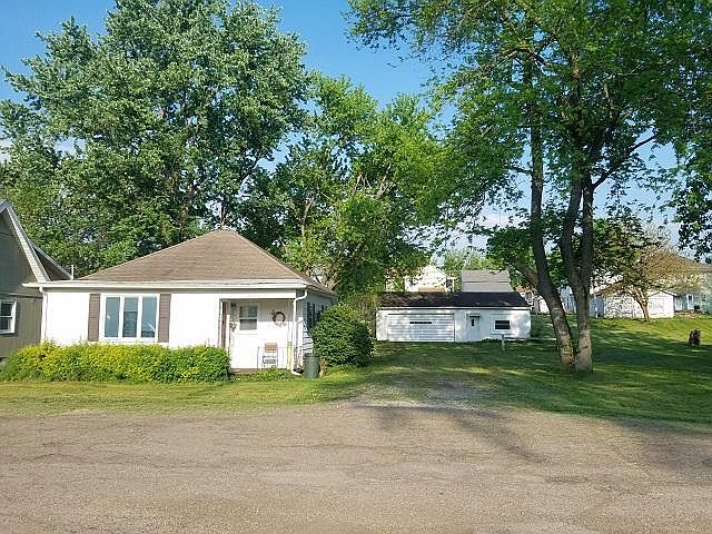 1st image of 221 Welsh Ave