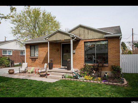 2nd image of 1022 W Eclipse Way