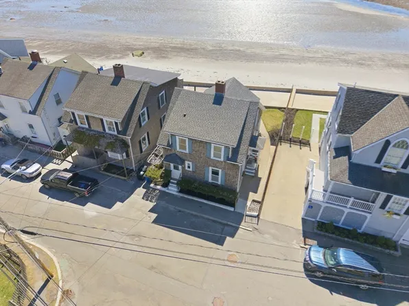 85 Willow Rd, Nahant, MA 01908