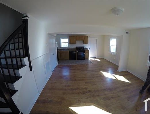 2nd image of 3310 Q St