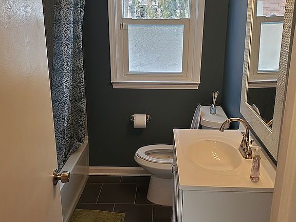 Main floor bathroom